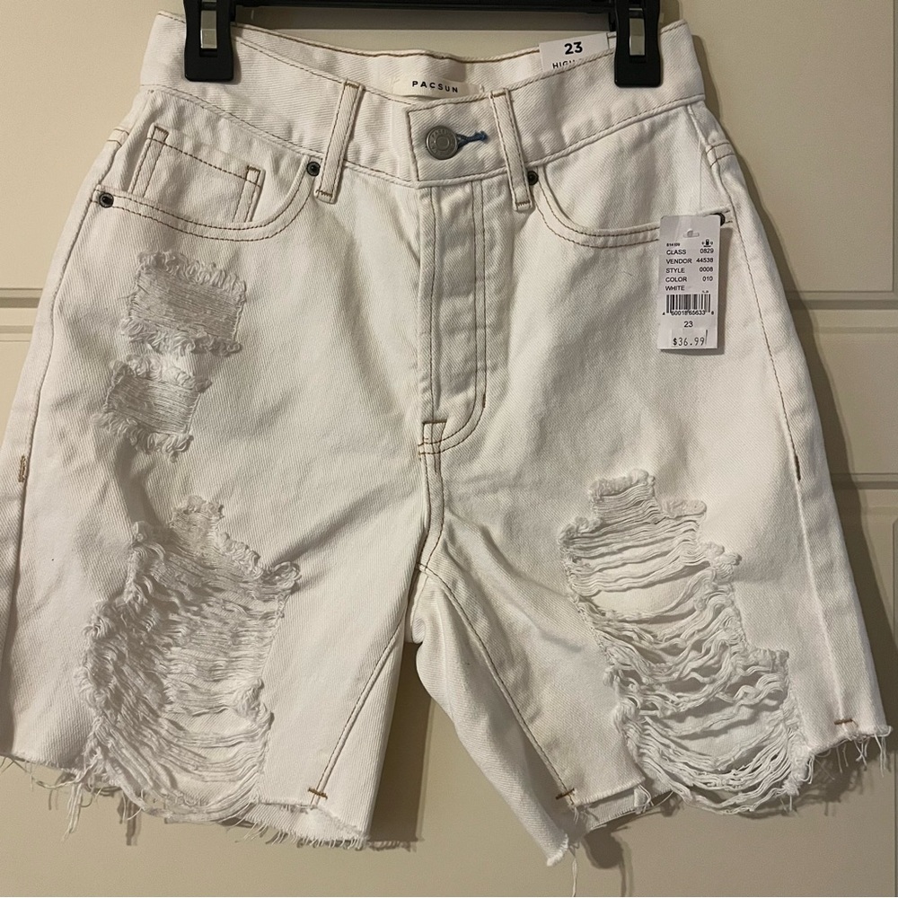 PacSun White Distressed Jean Shorts with Vintage-Inspired Wash